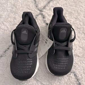 NWT Adidas Ultraboost - black, toddler size 9